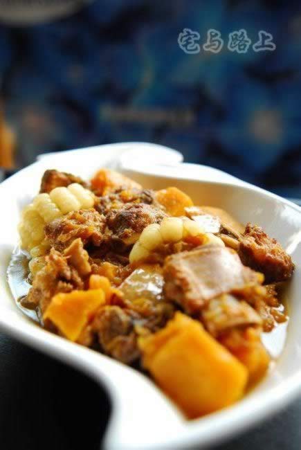 排骨煨玉米南瓜的做法