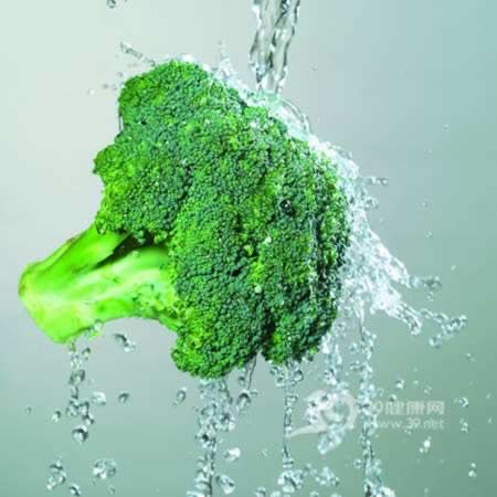 Ů�Գ��߲˹������γɽ�ʯ