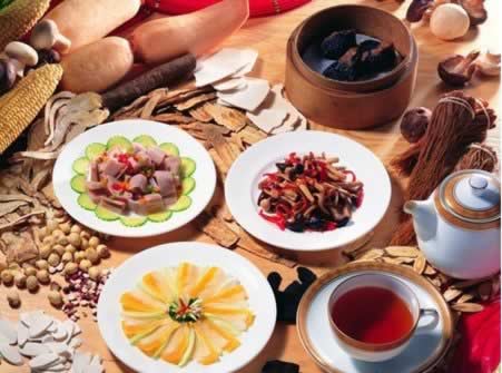 手脚冰冷?中医热荐5道养生御寒菜