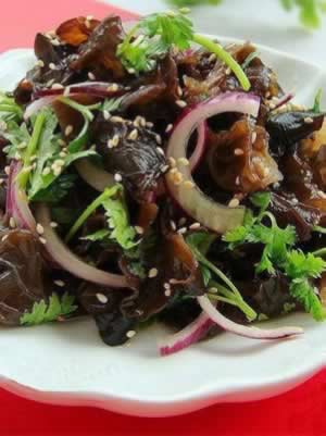 �ڰ�ľ������ʳ�״��Ƽ�����ͼ��