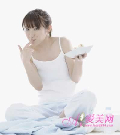 6种果汁防止困意 让你熬夜伤害降到最低