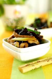 青蒜木耳肉丝的做法,怎么做,如何做好吃,图解详细步骤的做法