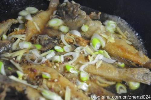 �ҳ�С���������