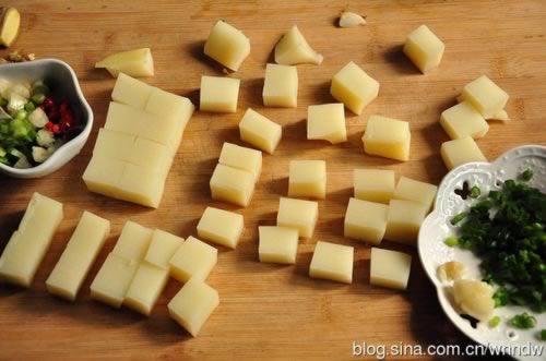 香辣米凉粉的做法