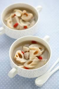 莲藕百合瘦肉汤的做法 莲藕百合瘦肉汤的做法