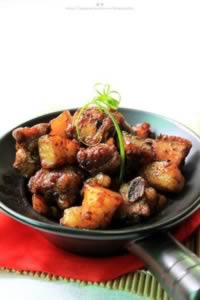 电饭煲版土豆焖排骨的做法,怎么做,如何做好吃,图解详细步骤的做法