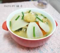番茄萝卜豆腐鱼汤的做法 番茄萝卜豆腐鱼汤的做法