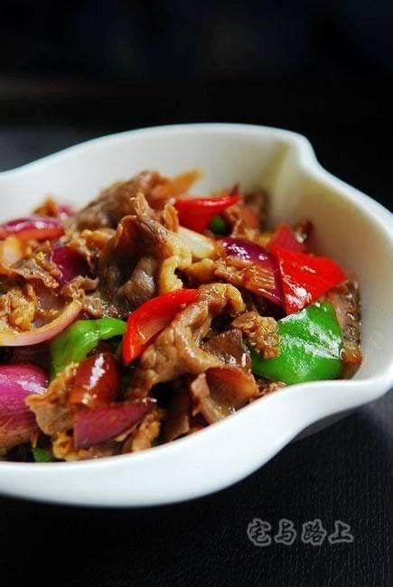 洋葱炒肥牛的做法