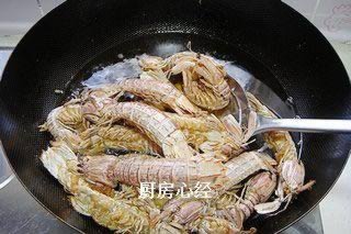 港式小炒濑尿虾的做法