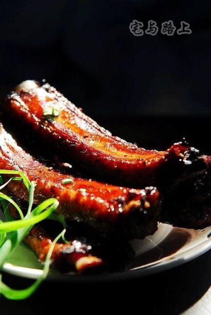 黑椒烤大排的做法