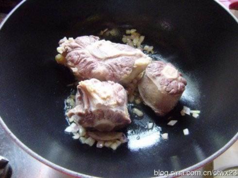 ����ţβ������