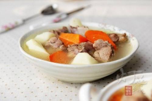 山药胡萝卜炖羊腿的做法