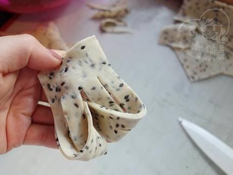 芝麻排叉的做法