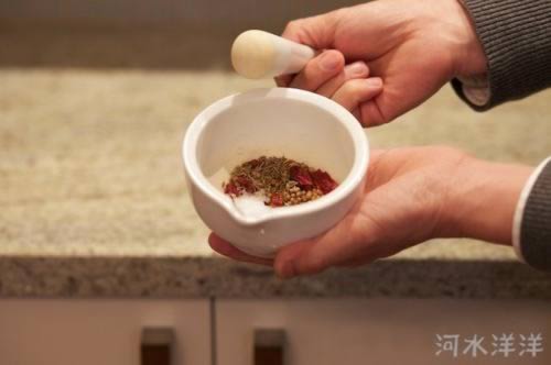 孜然羊肉炒饭的做法