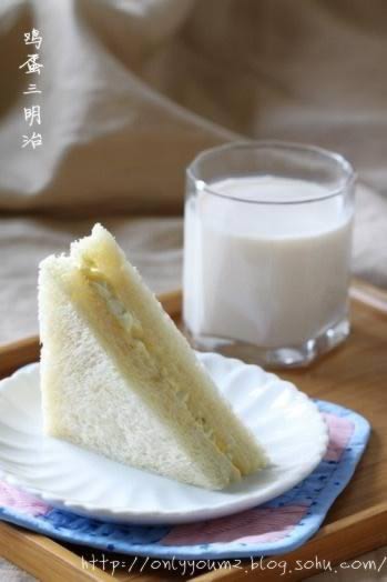 鸡蛋三明治的做法