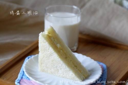 鸡蛋三明治的做法