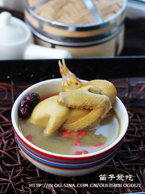 枣杞乳鸽汤的做法