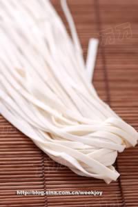 纯手工打造完美手擀面的做法 纯手工打造完美手擀面的做法