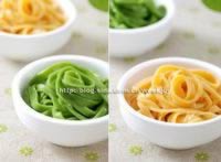 菠菜手擀面和胡萝卜手擀面的做法 菠菜手擀面和胡萝卜手擀面的做法