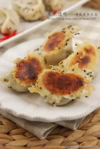 茴香馅冰花煎饺的做法 茴香馅冰花煎饺的做法