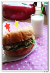 巨无霸汉堡的做法,怎么做,如何做好吃,图解详细步骤的做法