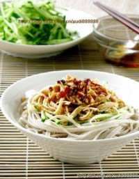 鸡丝荞麦面的做法 鸡丝荞麦面的做法