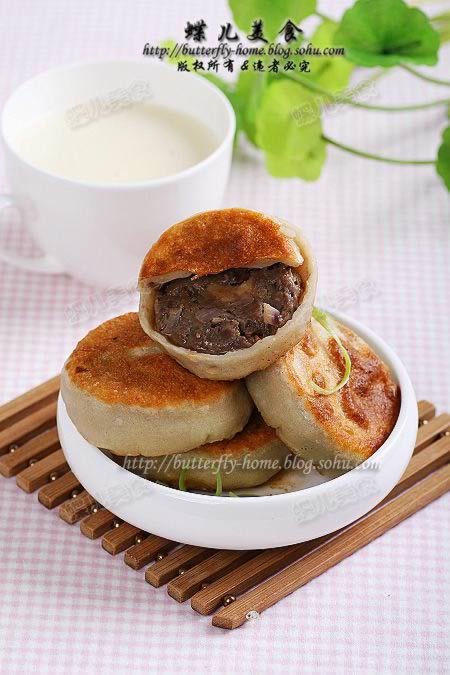 洋葱苹果牛肉馅饼的做法