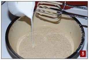 玫瑰造型香蕉蛋糕的做法