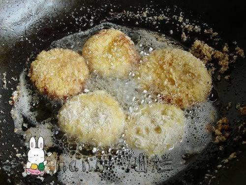 酥炸土豆肉饼的做法