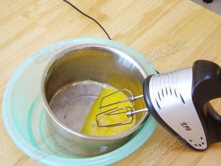 葡萄干海绵小蛋糕的做法