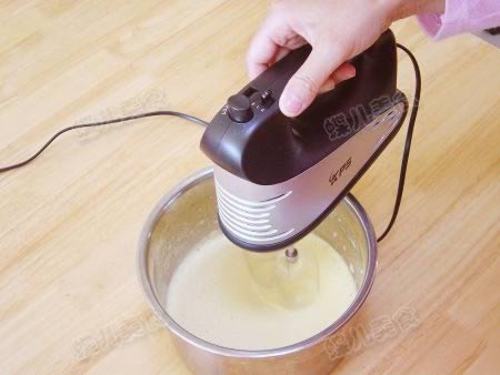 葡萄干海绵小蛋糕的做法