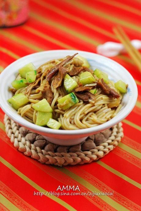 ���ͼ�˿���׷۵�����