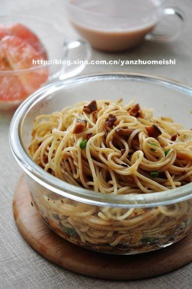 牛肉酱拌面的做法