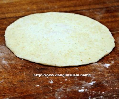 什锦鲜辣披萨的做法