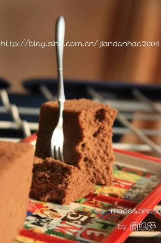 �ɿ����ݷ������