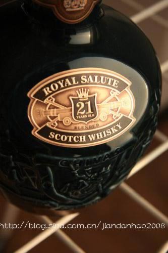 �ɿ����ݷ������