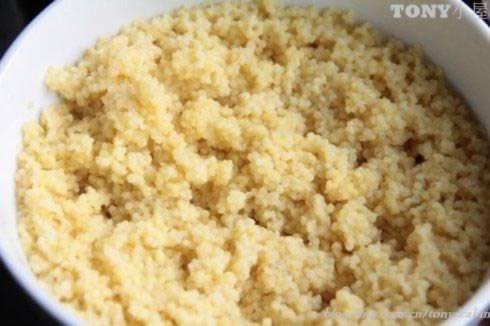 平底锅南瓜小米饼的做法