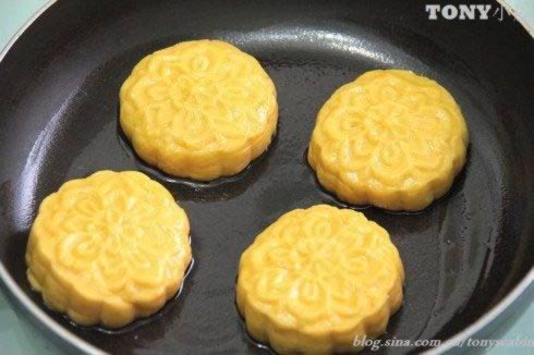 平底锅南瓜小米饼的做法