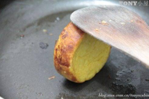 平底锅南瓜小米饼的做法