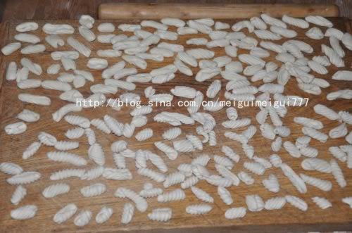 ����ʳ������