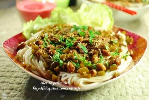 ±ˮ�׷۵�����