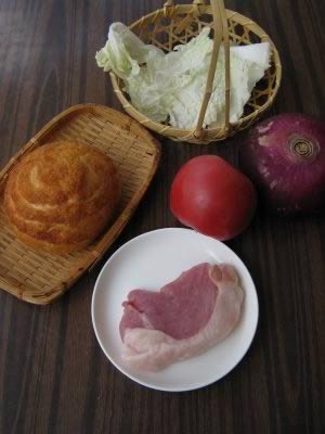 煎猪排汉堡的做法