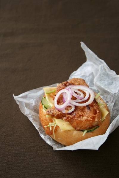 煎猪排汉堡的做法