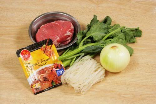 黑胡椒酱炒牛河的做法