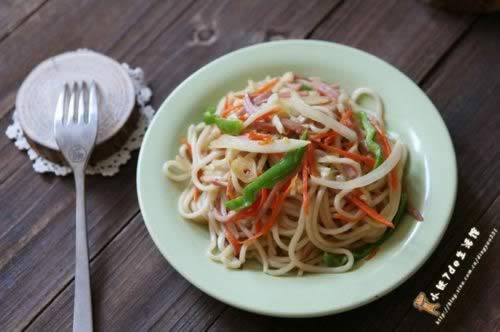 经典家常炒面的做法