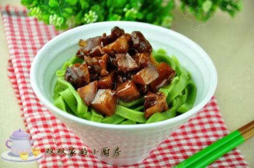 菠菜面条的做法