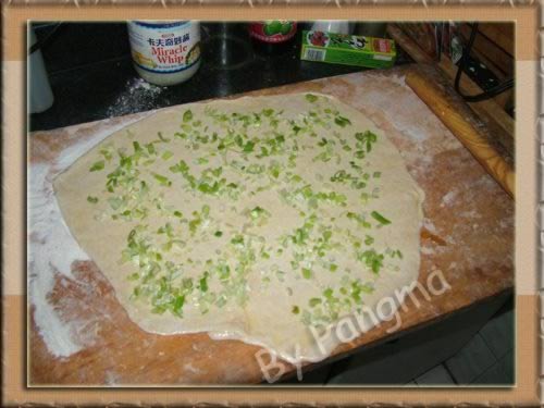 电饼铛鸡油葱花饼的做法