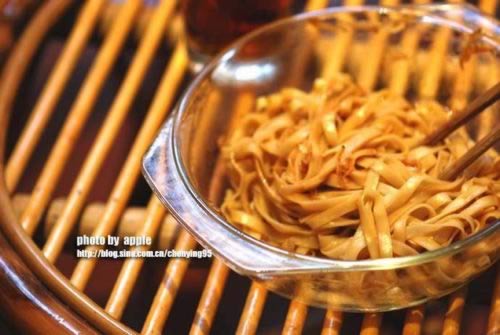 �ɰ轴��ϺƤ�������