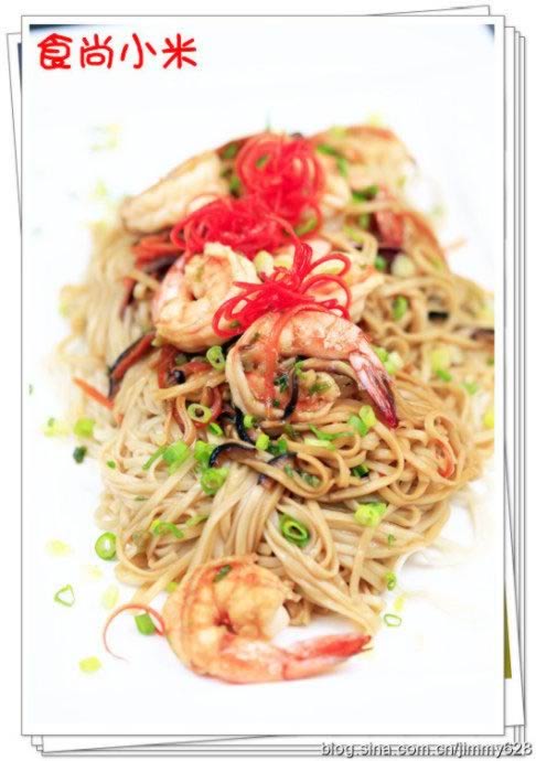 鲜虾炒面的做法