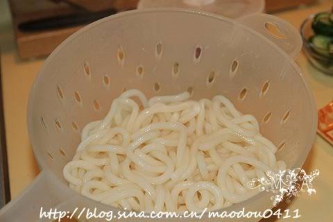 鸡丝炒乌冬的做法